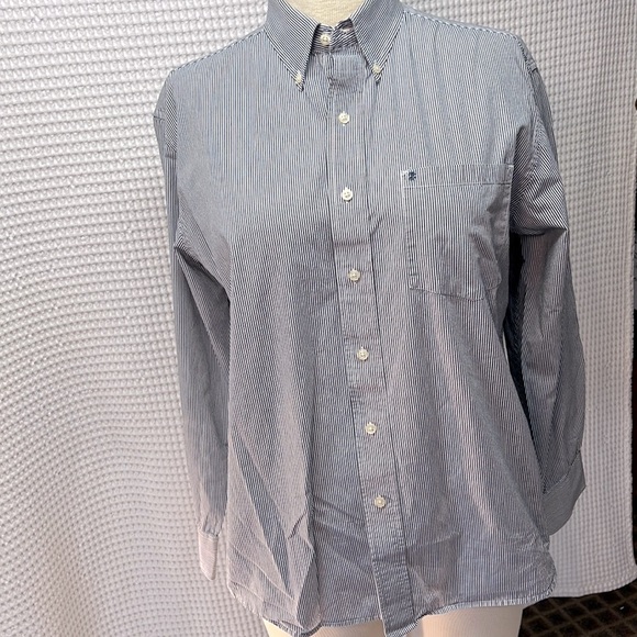 IZOD Blue/White Stripe Longsleeve Button Down Shirt with Left Chest Pocket. EUC - Picture 1 of 6